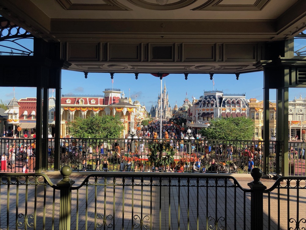 Main Street scene in Magic Kingdom